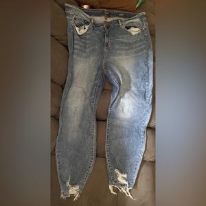 24W Judy Blue Jeans